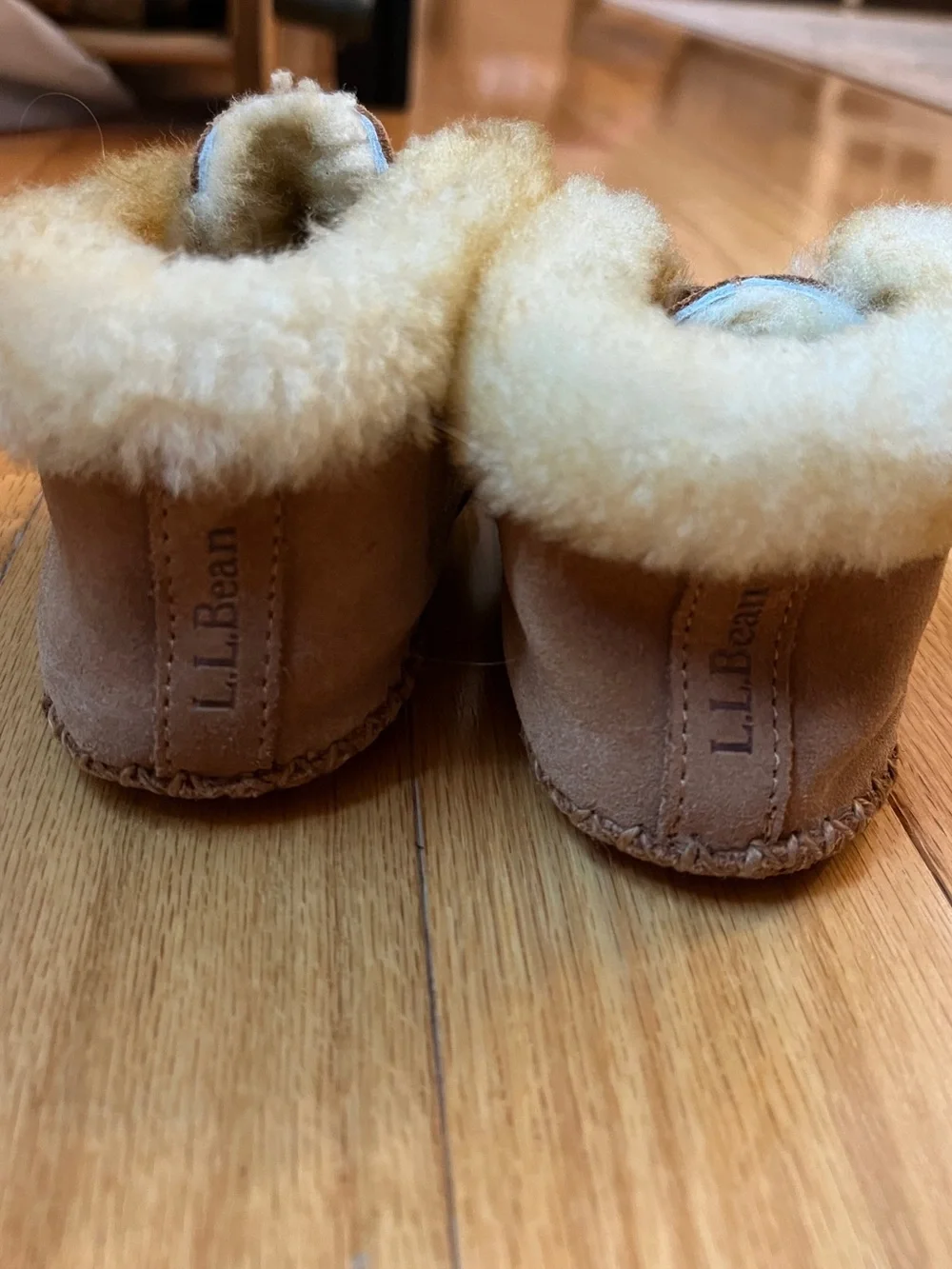 L.L.Bean Unisex Toddler Shearling Slipper Moccasins Suede Velcro Size 9-10